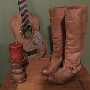 Totally Retro Sixty Seven Harness Boots Size 7 1/5